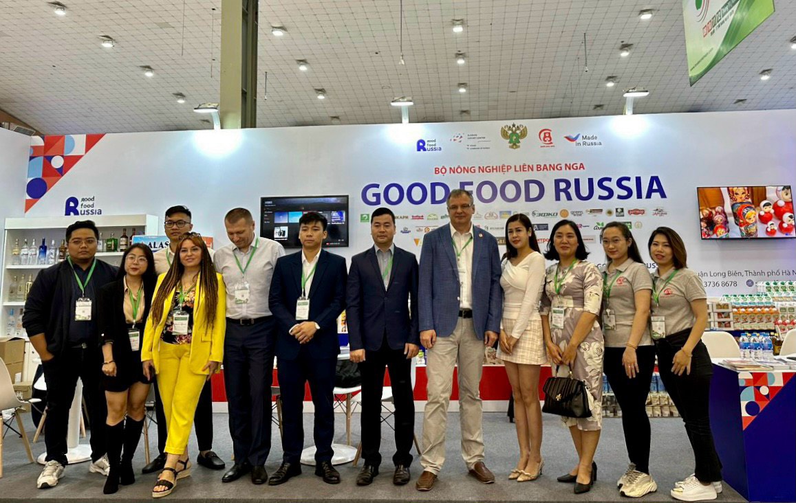 Truyền thông hình ảnh, sản phẩm thương hiệu Good Food Russia – QC trên xe Bus, Triển lãm, Hội chợ