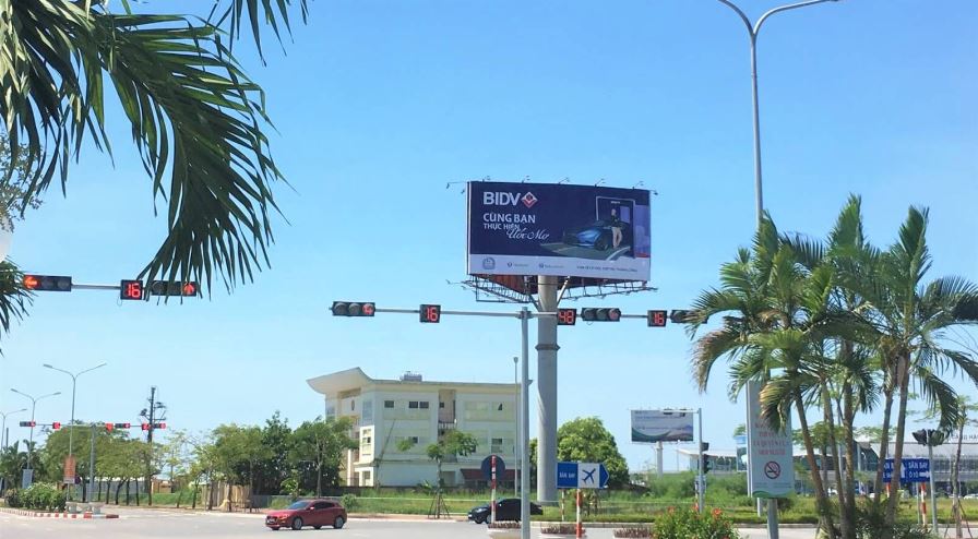 Pano và Billboard: 2 phương án quảng cáo ngoài trời không thể không quan tâm