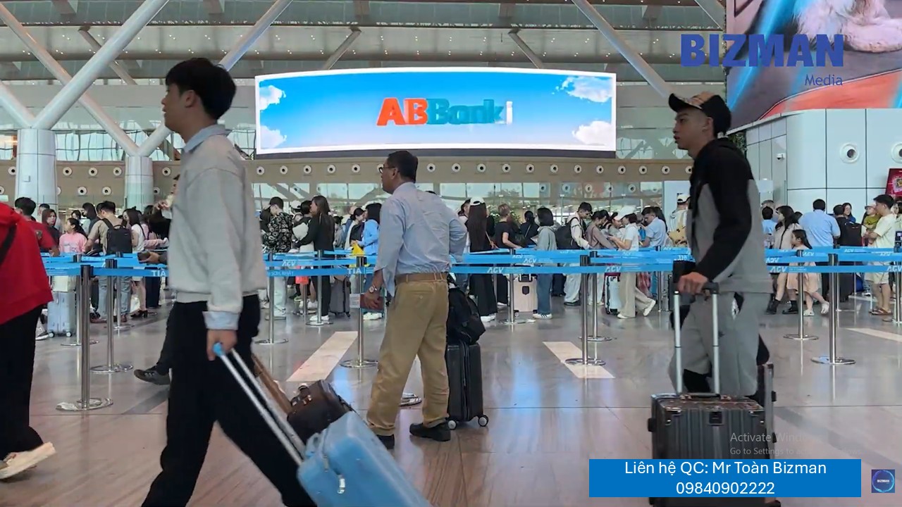 Triển khai quảng cáo tại nhà ga T3, sân bay Tân Sơn Nhất