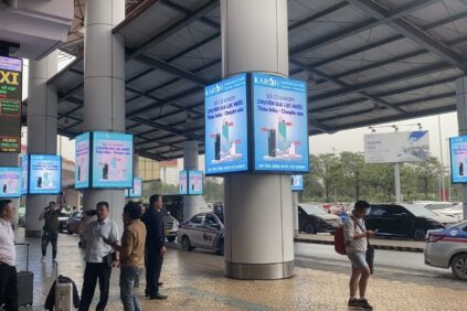 Quảng cáo màn hình LED ngoài trời và mặt bằng giá doanh nghiệp cần biết