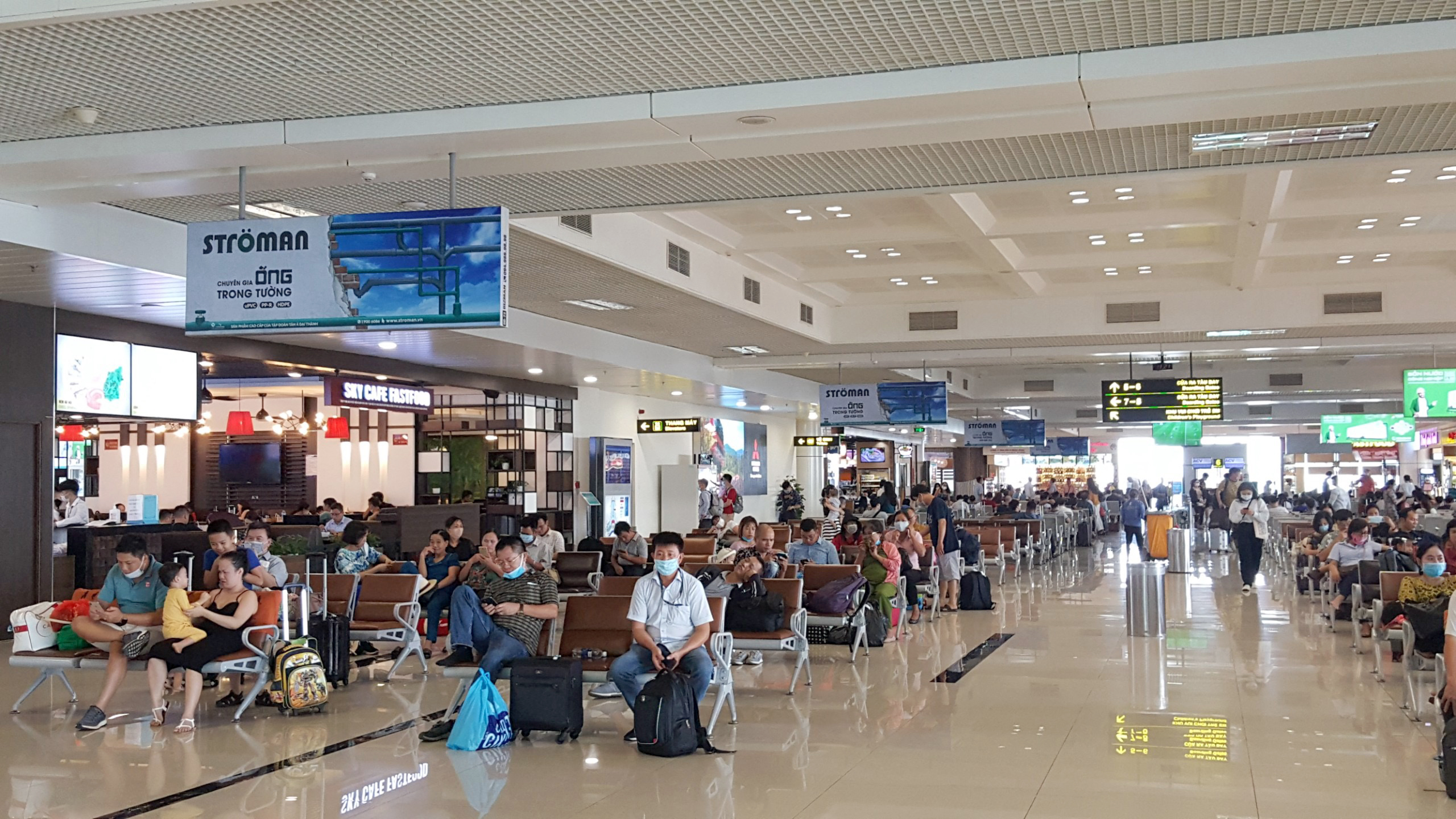 Quảng Cáo Hộp Đèn Tại Sân Bay – Kênh Truyền Thông Cao Cấp Dành Cho Thương Hiệu Dẫn Đầu - Ảnh 2